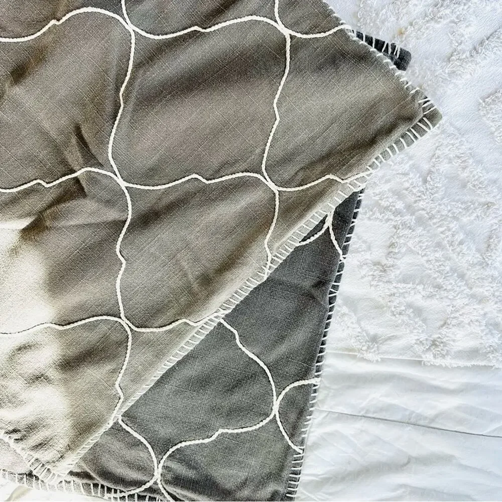 POTTERY BARN Charcoal Grey Soft White Textured Pillow Case Sham 22